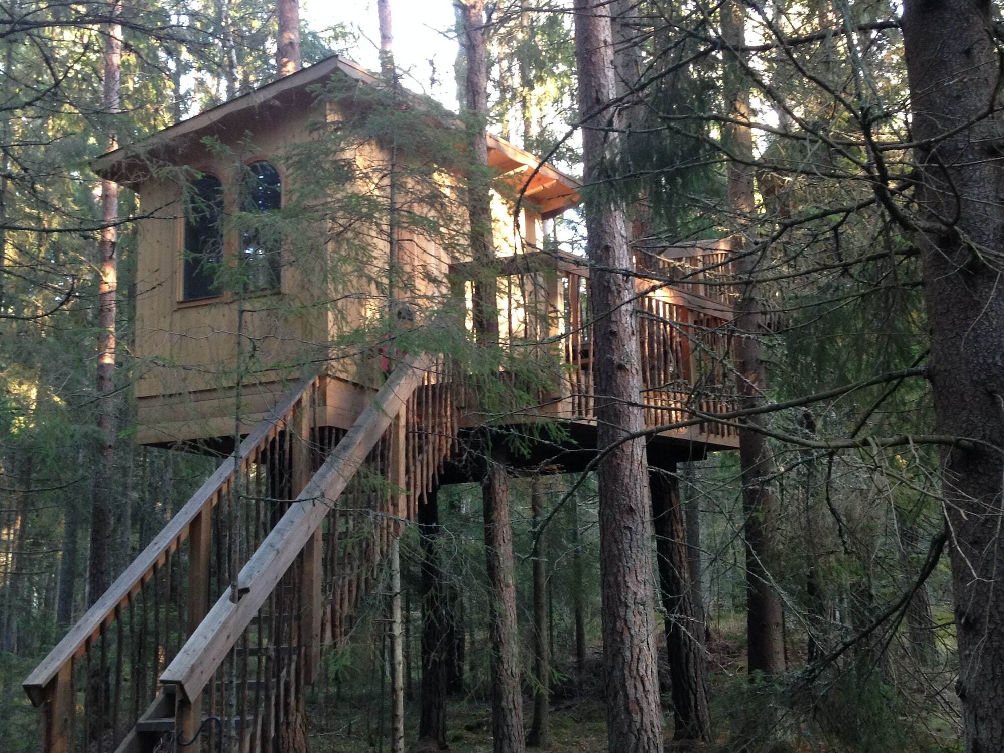 Urnatur Eco Treehouse Lodge Ödeshög 外观 照片